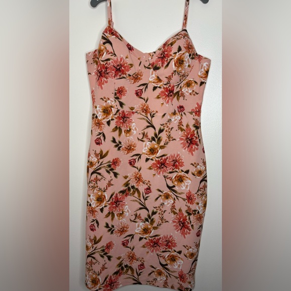 No Boundaries Peach/Pink Floral Dress - Picture 2 of 3